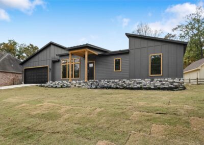 14 Stoneykirk Dr