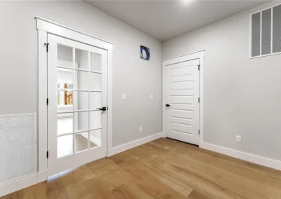 561 Forrest Dr 28