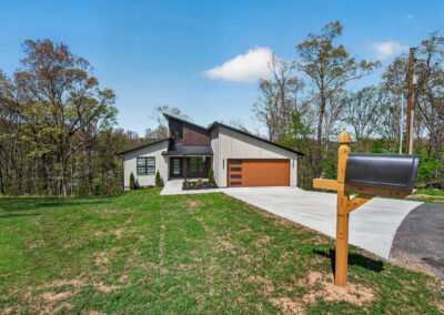 1 Logan Ln 10
