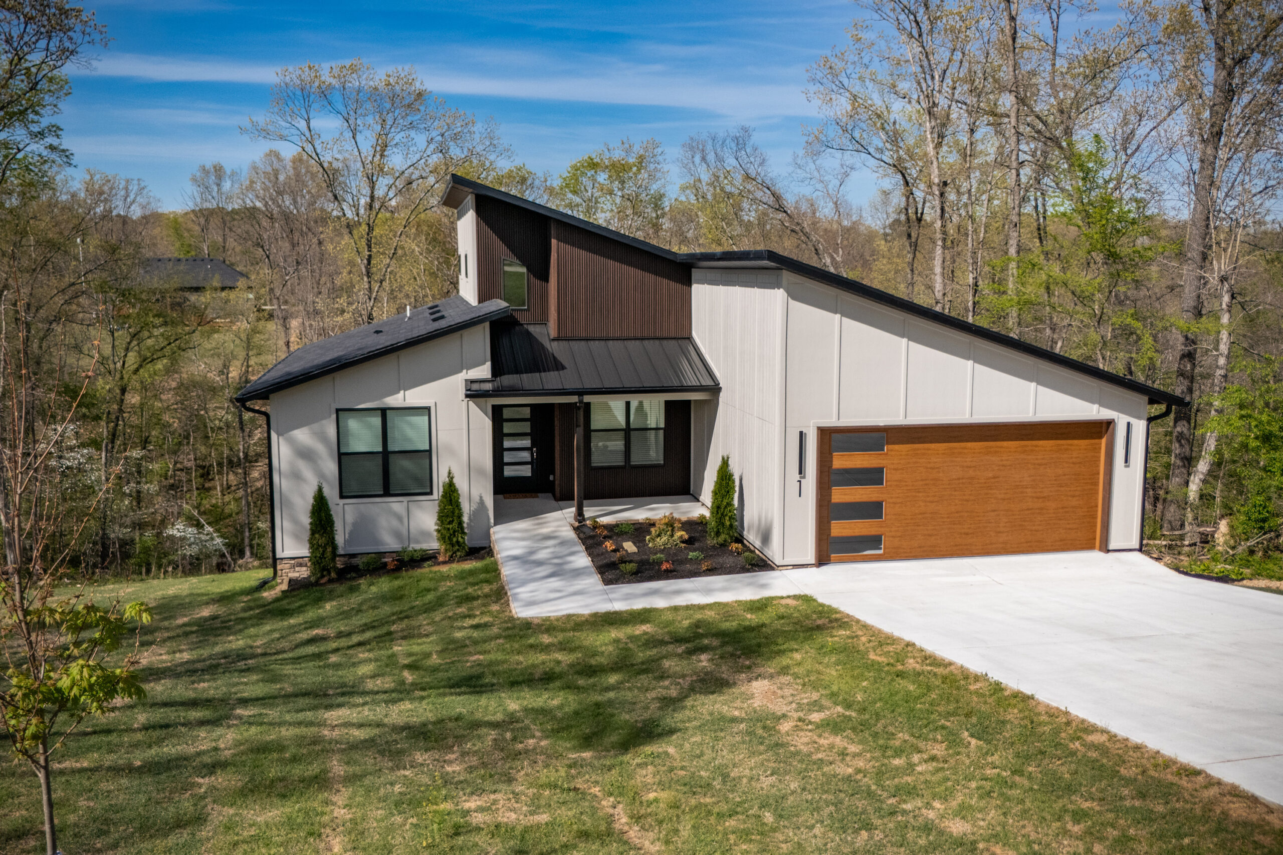 1 Logan Ln
