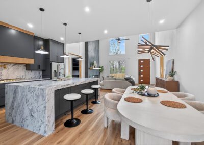 18 Grimsby Cir 10