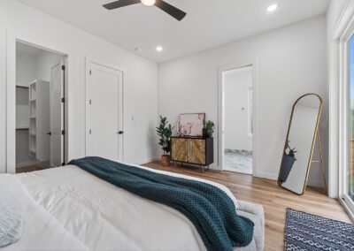 18 Grimsby Cir 14