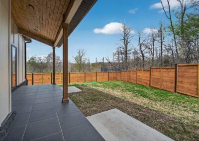 18 Grimsby Cir 30