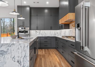 18 Grimsby Cir 5
