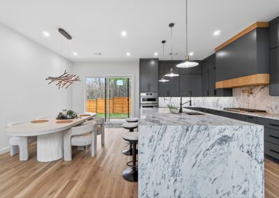 18 Grimsby Cir 6